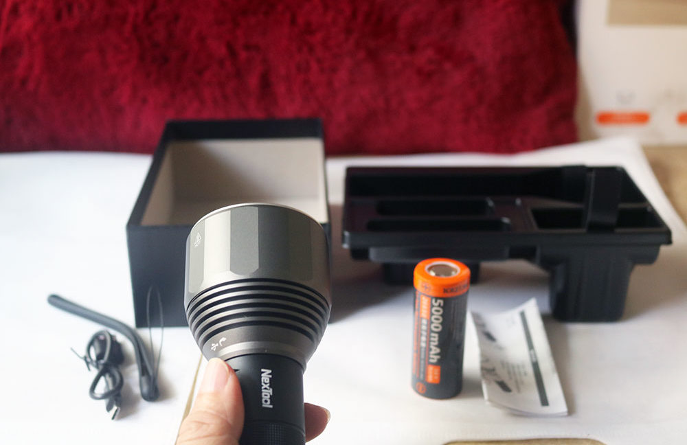 Xiaomi-NexTool-Rechargeable-Flashlight