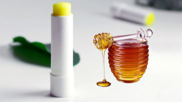How-to-make-lip-balm-at-home-to-protect-lips