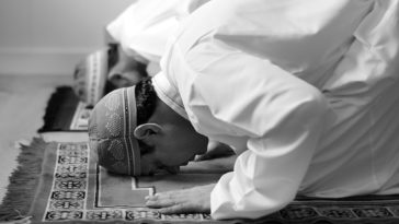নামাজে মনোযোগ বৃদ্ধির উপায়